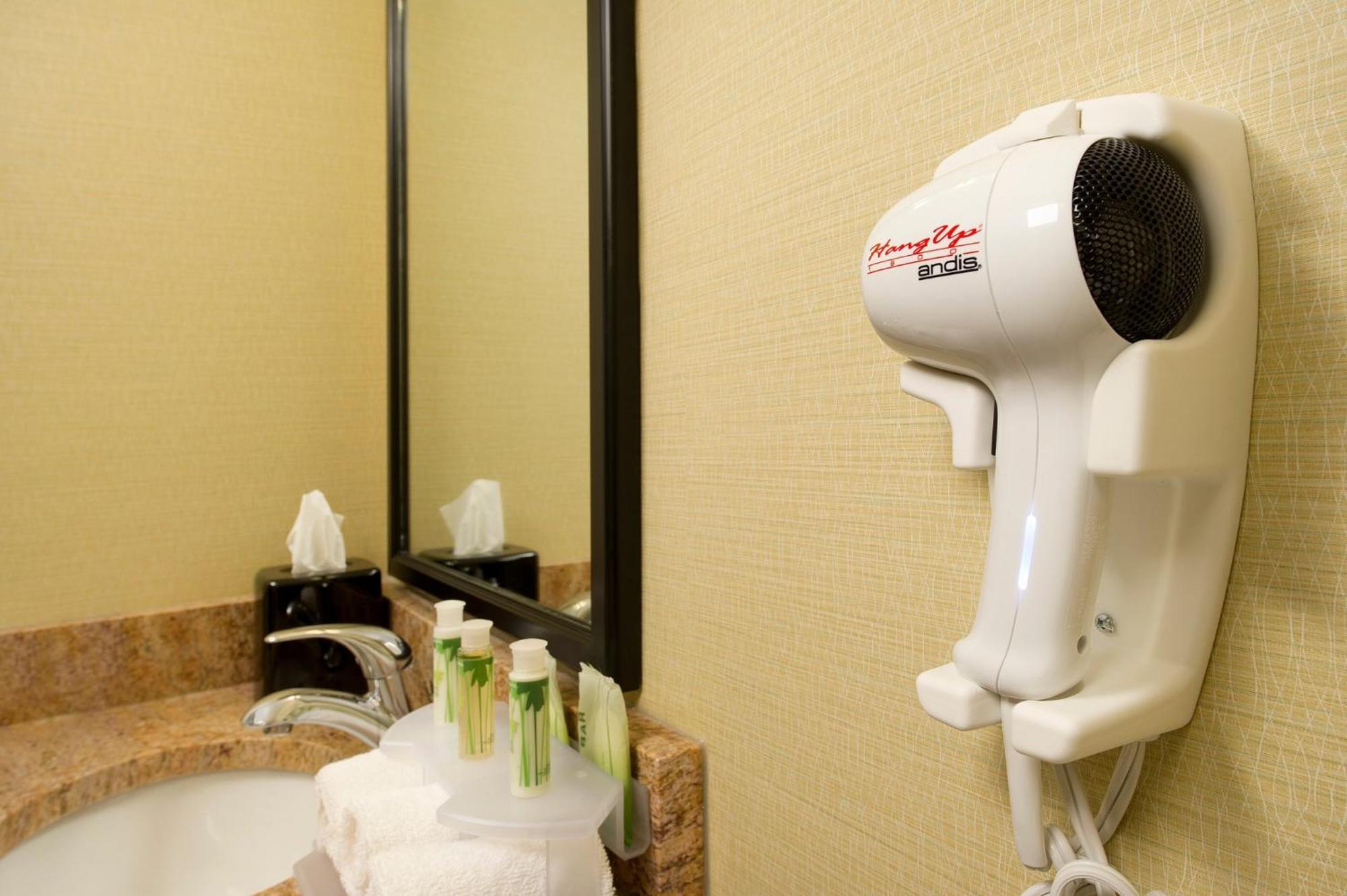 Express - By Ihg Motel 2*
